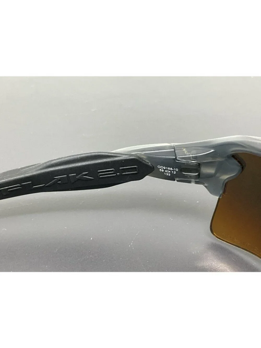 Oakley FLAK 2.0 XL OO9188-10 Wrap Sunglasses Matte Smoke Gray W/ Fire Iridium